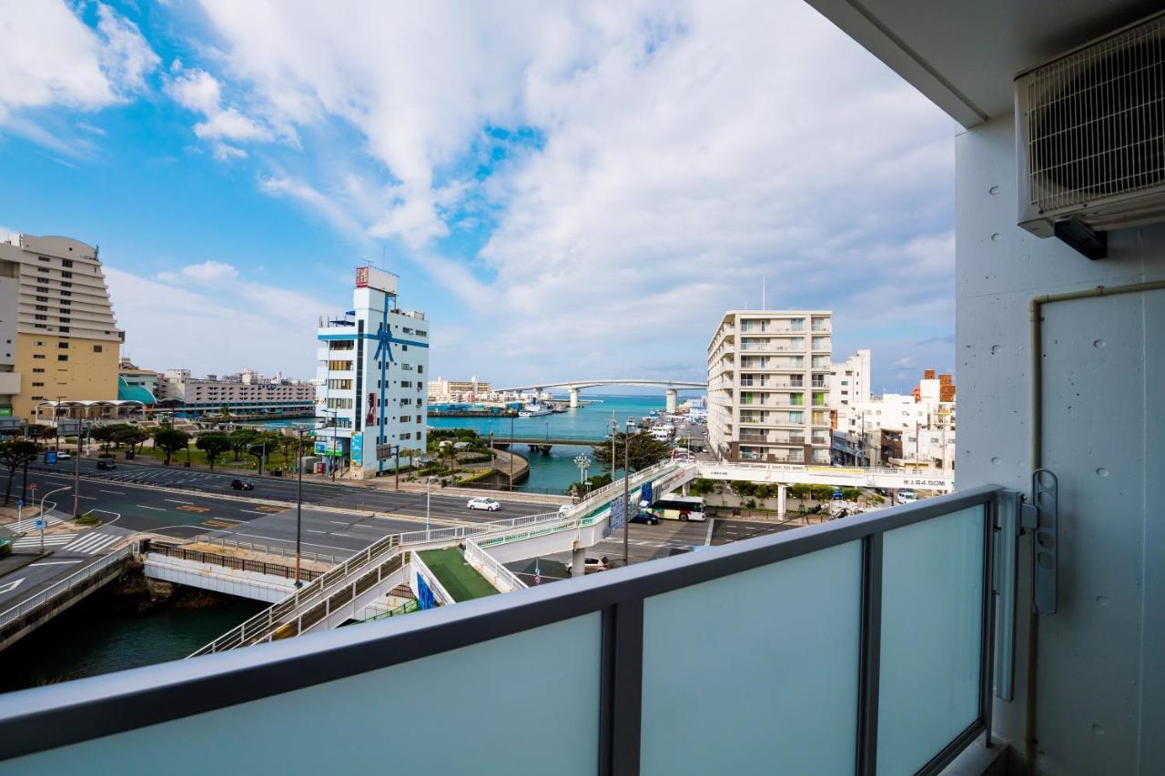 Little Island Okinawa Tomari Aparthotel Exteriör bild
